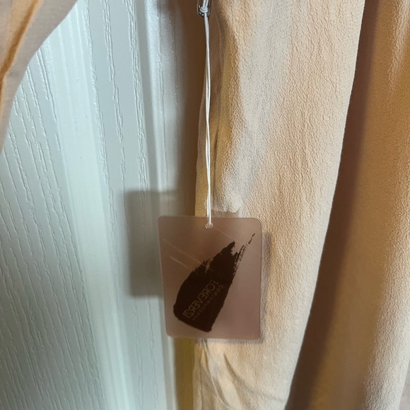 Forever 21 Cold Shoulder Top - Picture 6 of 8